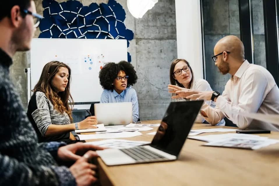 Die richtige Besetzungsstrategie entsteht mit erfahrenem Headhunter