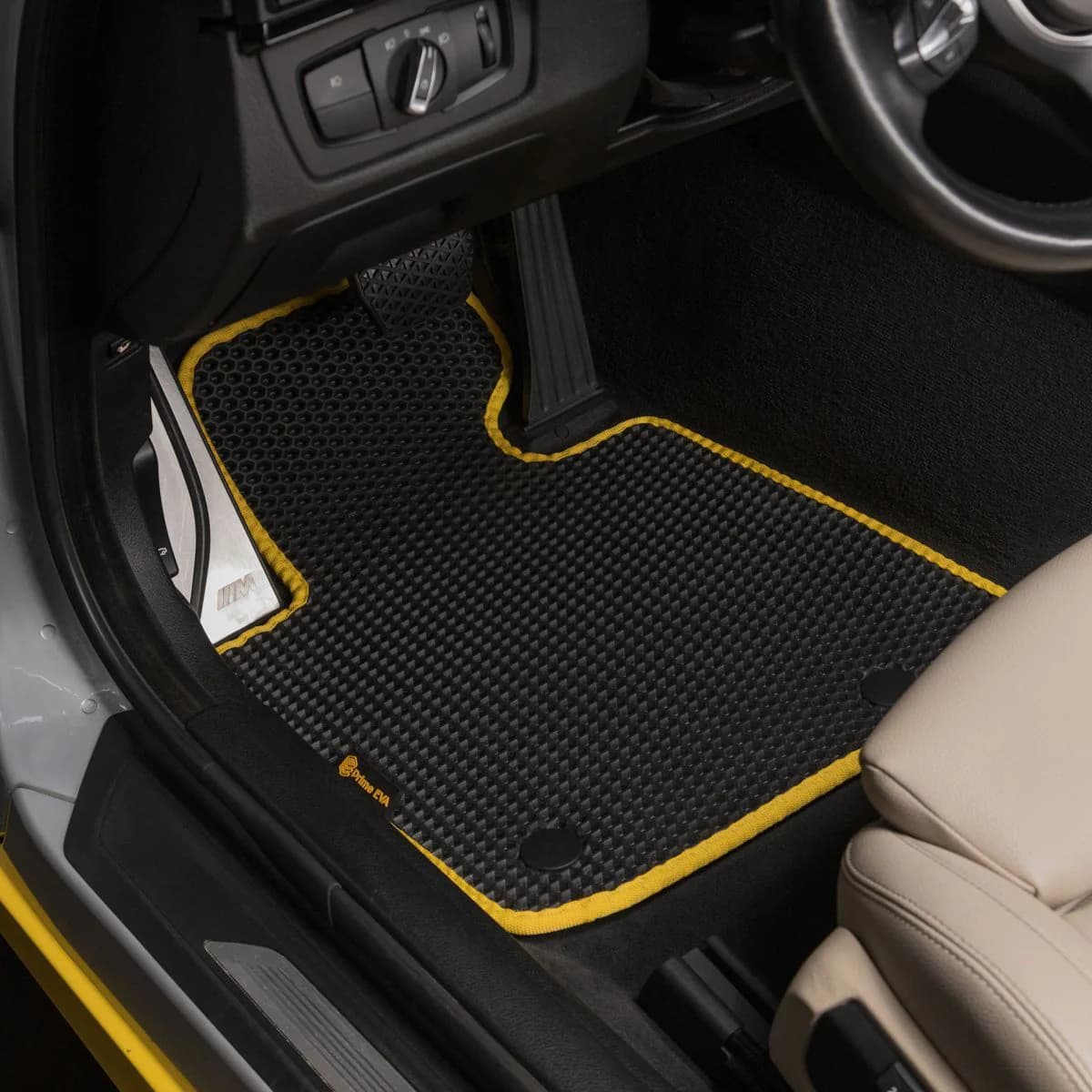 Fussmatten für Auto, die überzeugen – Perfekte Kombination aus Design und Schutz