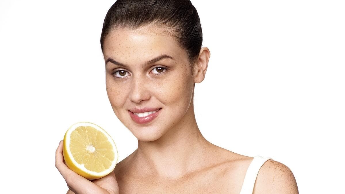Lemon Juice: A Natural Solution for Dark Spots
