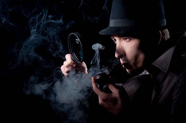 Whispering Shadows: Ein Detektiv-Thriller