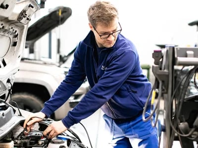 Mit zuverlässigem Service im Rheinland defektes auto verkaufen