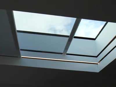 Fliegengitter auf Rahmen: Stabiler Insektenschutz von Fliegengittermaxx für jedes Fenster