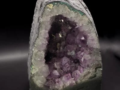 Amethyst kaufen – für Klarheit und Harmonie im Alltag