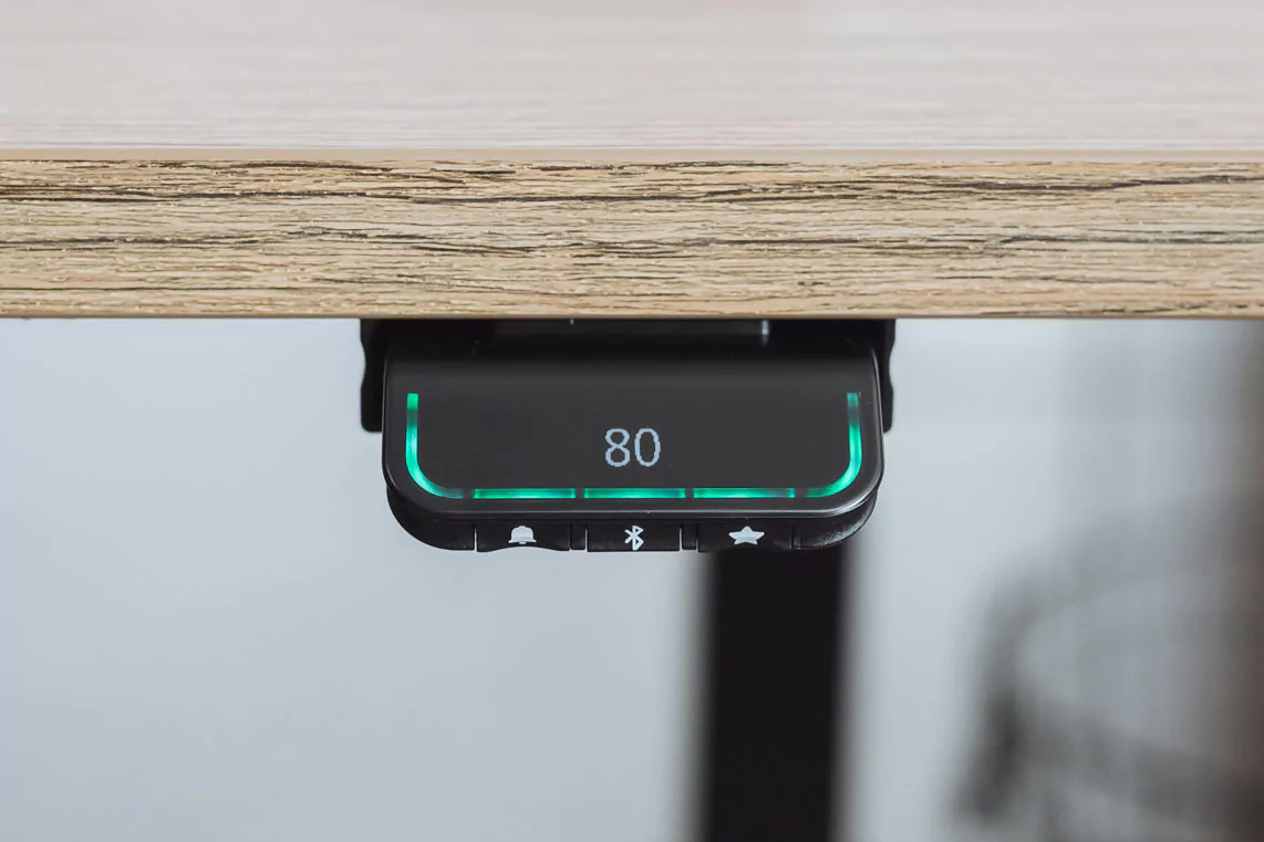 So wählst du den besten elektrisch höhenverstellbaren Schreibtisch für dein Home Office