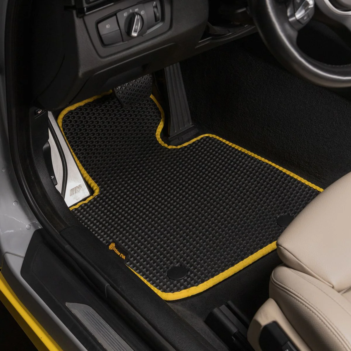 Fussmatten für Auto, die überzeugen – Perfekte Kombination aus Design und Schutz